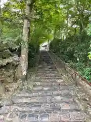 華厳寺（鈴虫寺）の建物その他