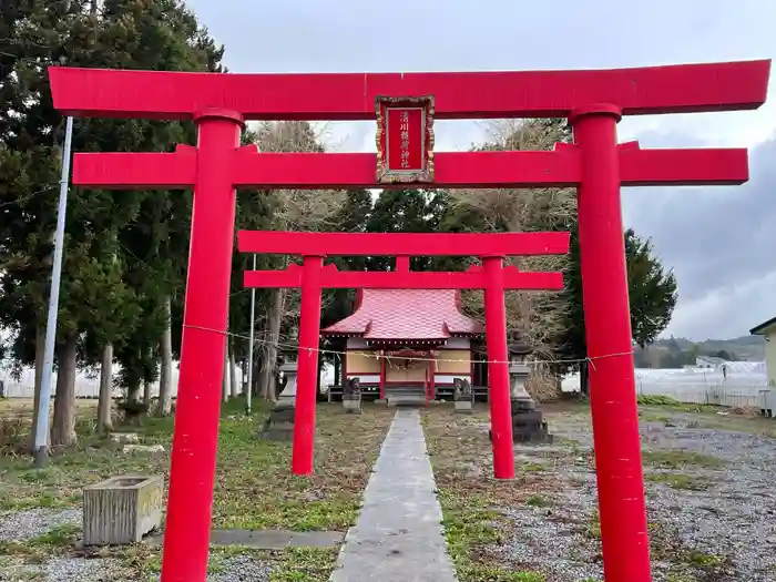 清川稲荷神社の鳥居