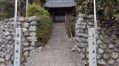 石拆神社の本殿・本堂