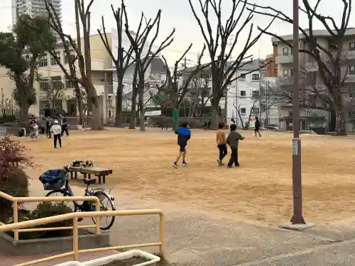 筒井八幡神社の{uncategorized: "未分類", other: "その他", undefined: "問題あり", building: "その他建物", grave: "お墓", sacred_gate: "鳥居", guardian: "狛犬", statue: "像", buddha: "仏像", history: "歴史", nature: "自然", garden: "庭園", animal: "動物", pagoda: "塔", temizu: "手水舎", mountain_gate: "山門・神門", sanctuary: "本殿・本堂", subordinate: "末社・摂社", art: "芸術", scenery: "景色", jizo: "地蔵", ema: "絵馬", goshuin: "御朱印", omikuji: "おみくじ", items: "授与品その他", amulet: "お守り", goshuincho: "御朱印帳", eats: "食事", festival: "お祭り", votive_dance: "神楽", shichigosan: "七五三参", wedding: "結婚式", experience: "体験その他", initially: "初詣", around: "周辺", anti_infection: "感染症対策"}