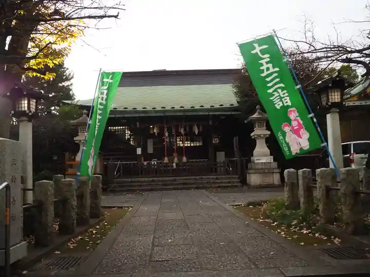 新宿下落合氷川神社の本殿・本堂