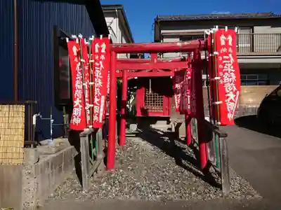 仁平稲荷の鳥居