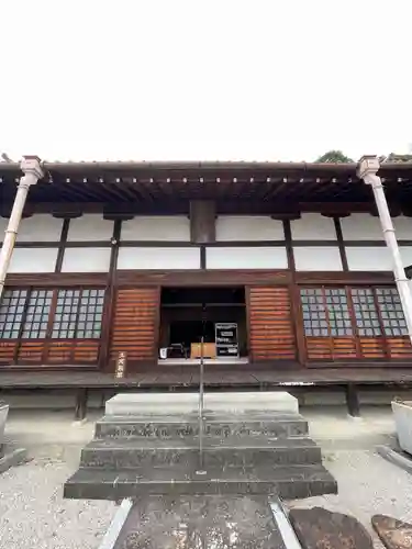 龍済寺の本殿・本堂