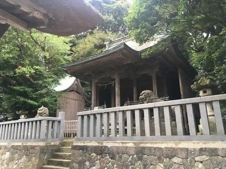 天津神社の本殿・本堂