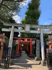 花園稲荷神社の鳥居