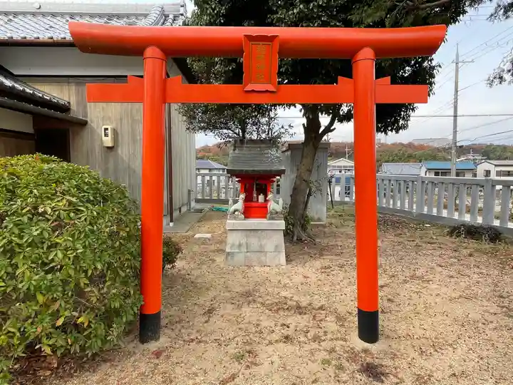 池谷春日神社の末社・摂社