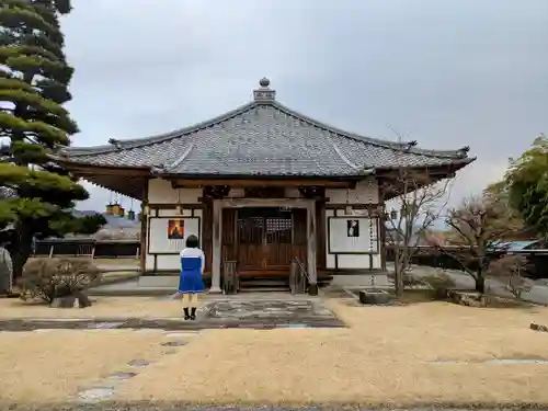 領法寺の本殿