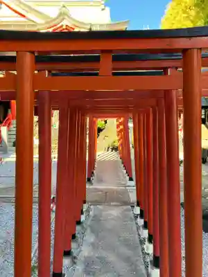 京濱伏見稲荷神社の鳥居