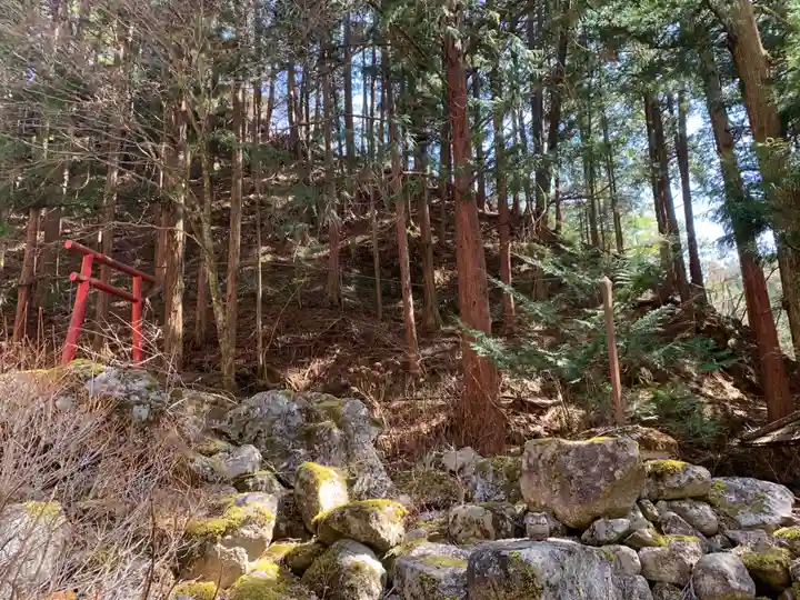 大嶽山那賀都神社の自然