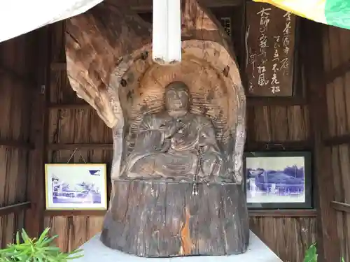 曼荼羅寺の像