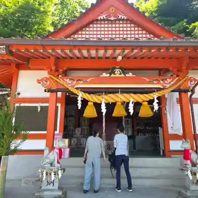 浮羽稲荷神社の{uncategorized: "未分類", other: "その他", undefined: "問題あり", building: "その他建物", grave: "お墓", sacred_gate: "鳥居", guardian: "狛犬", statue: "像", buddha: "仏像", history: "歴史", nature: "自然", garden: "庭園", animal: "動物", pagoda: "塔", temizu: "手水舎", mountain_gate: "山門・神門", sanctuary: "本殿・本堂", subordinate: "末社・摂社", art: "芸術", scenery: "景色", jizo: "地蔵", ema: "絵馬", goshuin: "御朱印", omikuji: "おみくじ", items: "授与品その他", amulet: "お守り", goshuincho: "御朱印帳", eats: "食事", festival: "お祭り", votive_dance: "神楽", shichigosan: "七五三参", wedding: "結婚式", experience: "体験その他", initially: "初詣", around: "周辺", anti_infection: "感染症対策"}