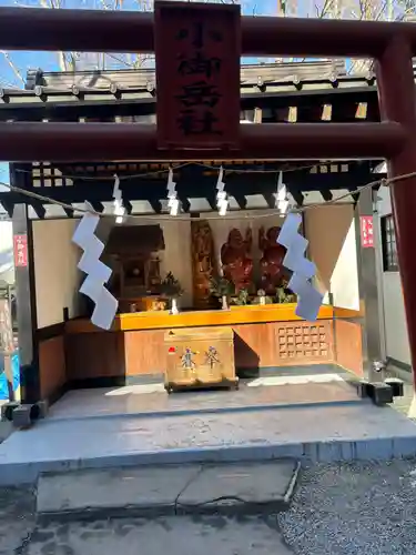 新屋山神社(山梨県)