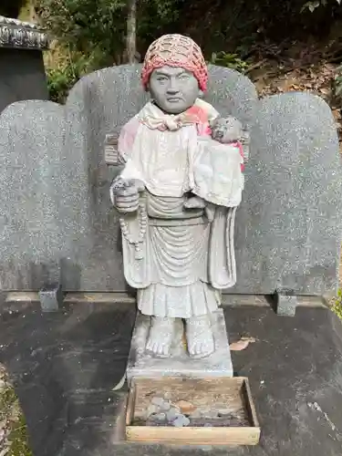 極楽寺の像