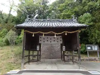 宇志比古神社の山門・神門