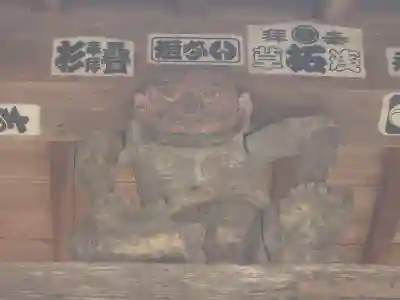 七久里神社の芸術