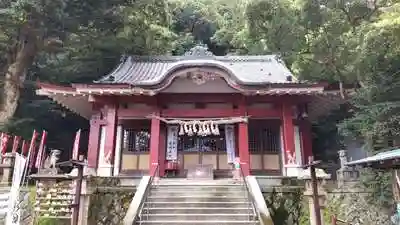 葛見神社の本殿