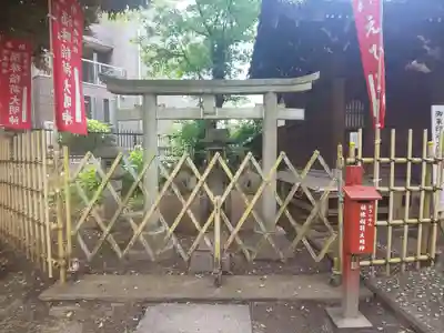 瀧泉寺(目黒不動尊)の末社・摂社