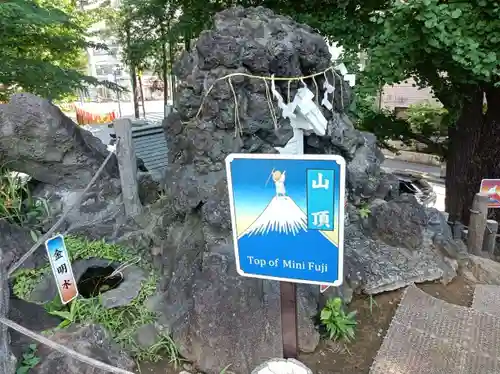 鳩森八幡神社(東京都)