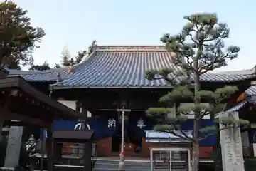 西林寺の本殿・本堂