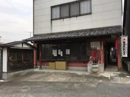 毘沙門寺の本殿