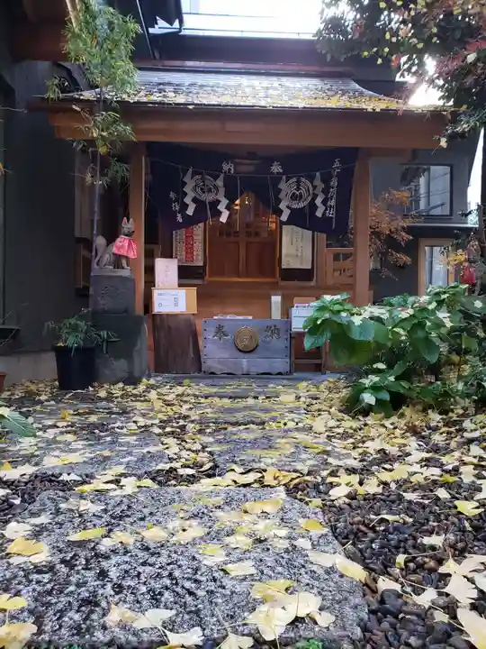 五十稲荷神社(栄寿稲荷神社)の本殿・本堂