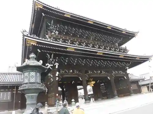 東本願寺（真宗本廟）の山門・神門