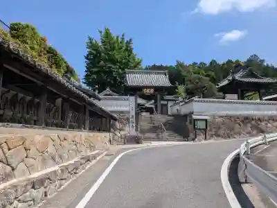 萬福寺の{uncategorized: "未分類", other: "その他", undefined: "問題あり", building: "その他建物", grave: "お墓", sacred_gate: "鳥居", guardian: "狛犬", statue: "像", buddha: "仏像", history: "歴史", nature: "自然", garden: "庭園", animal: "動物", pagoda: "塔", temizu: "手水舎", mountain_gate: "山門・神門", sanctuary: "本殿・本堂", subordinate: "末社・摂社", art: "芸術", scenery: "景色", jizo: "地蔵", ema: "絵馬", goshuin: "御朱印", omikuji: "おみくじ", items: "授与品その他", amulet: "お守り", goshuincho: "御朱印帳", eats: "食事", festival: "お祭り", votive_dance: "神楽", shichigosan: "七五三参", wedding: "結婚式", experience: "体験その他", initially: "初詣", around: "周辺", anti_infection: "感染症対策"}