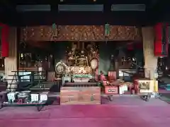 観音寺の本殿