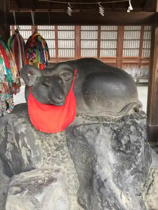 牛嶋神社の狛犬