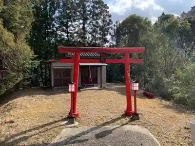 郷蔵神社の鳥居