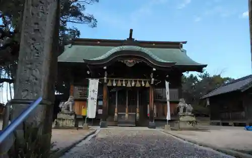 諏訪神社の本殿・本堂