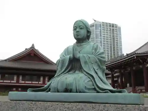 増上寺の像