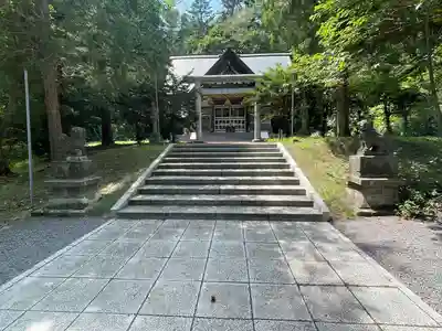 由仁神社(北海道)
