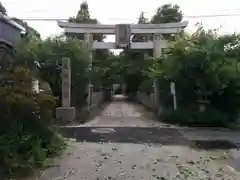 臂岡天満宮の建物その他