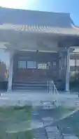 本光寺の{uncategorized: "未分類", other: "その他", undefined: "問題あり", building: "その他建物", grave: "お墓", sacred_gate: "鳥居", guardian: "狛犬", statue: "像", buddha: "仏像", history: "歴史", nature: "自然", garden: "庭園", animal: "動物", pagoda: "塔", temizu: "手水舎", mountain_gate: "山門・神門", sanctuary: "本殿・本堂", subordinate: "末社・摂社", art: "芸術", scenery: "景色", jizo: "地蔵", ema: "絵馬", goshuin: "御朱印", omikuji: "おみくじ", items: "授与品その他", amulet: "お守り", goshuincho: "御朱印帳", eats: "食事", festival: "お祭り", votive_dance: "神楽", shichigosan: "七五三参", wedding: "結婚式", experience: "体験その他", initially: "初詣", around: "周辺", anti_infection: "感染症対策"}