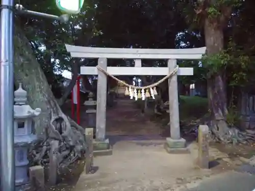 水神社の鳥居