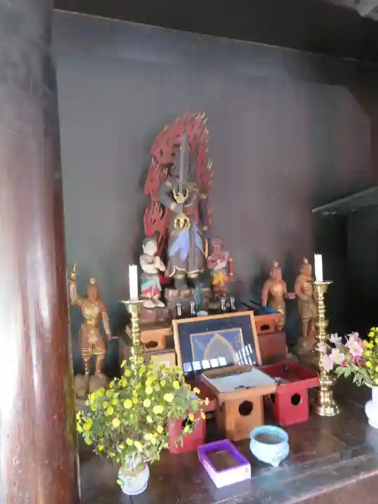 信濃比叡廣拯院の仏像