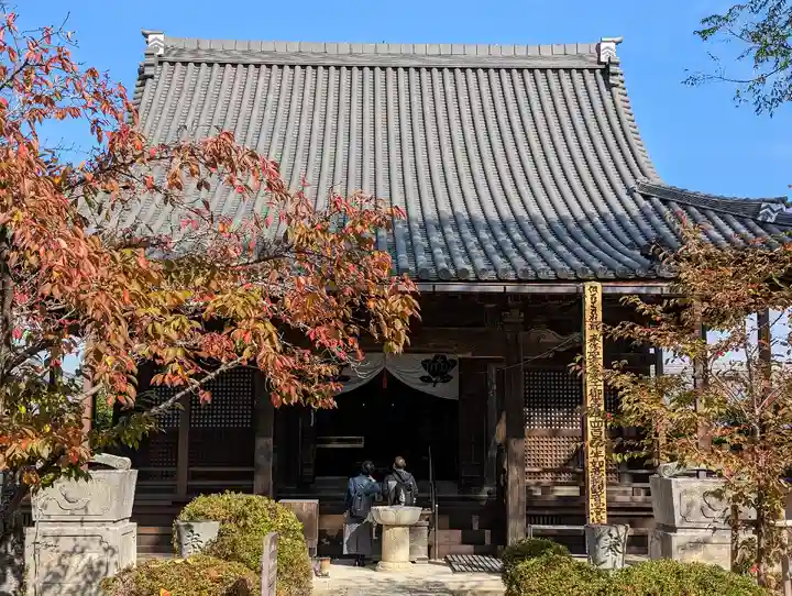 橘寺の本殿・本堂
