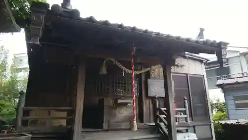 元宿堰稲荷神社の本殿・本堂