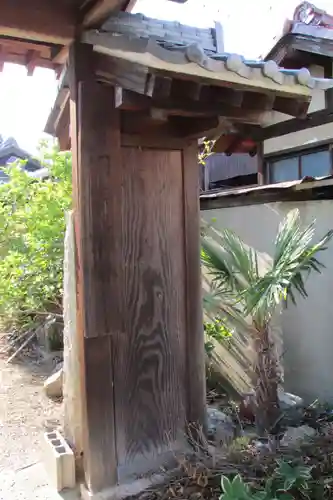 法林寺の山門・神門