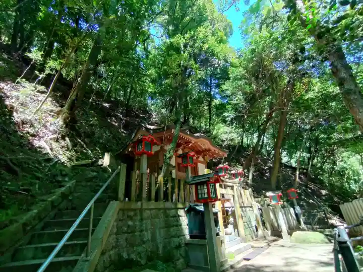 霊山寺の{uncategorized: "未分類", other: "その他", undefined: "問題あり", building: "その他建物", grave: "お墓", sacred_gate: "鳥居", guardian: "狛犬", statue: "像", buddha: "仏像", history: "歴史", nature: "自然", garden: "庭園", animal: "動物", pagoda: "塔", temizu: "手水舎", mountain_gate: "山門・神門", sanctuary: "本殿・本堂", subordinate: "末社・摂社", art: "芸術", scenery: "景色", jizo: "地蔵", ema: "絵馬", goshuin: "御朱印", omikuji: "おみくじ", items: "授与品その他", amulet: "お守り", goshuincho: "御朱印帳", eats: "食事", festival: "お祭り", votive_dance: "神楽", shichigosan: "七五三参", wedding: "結婚式", experience: "体験その他", initially: "初詣", around: "周辺", anti_infection: "感染症対策"}