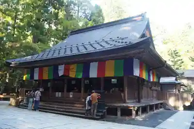高野山金剛峯寺奥の院(和歌山県)