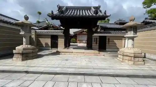 大覚寺の山門・神門