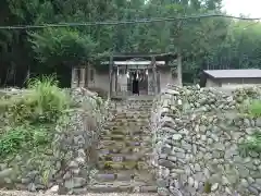 祠の建物その他