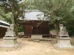 児子社の本殿