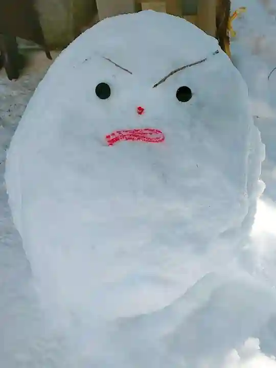 札幌諏訪神社の像