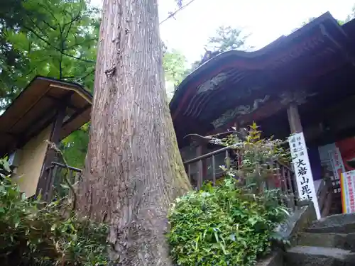  大岩山 最勝寺の本殿