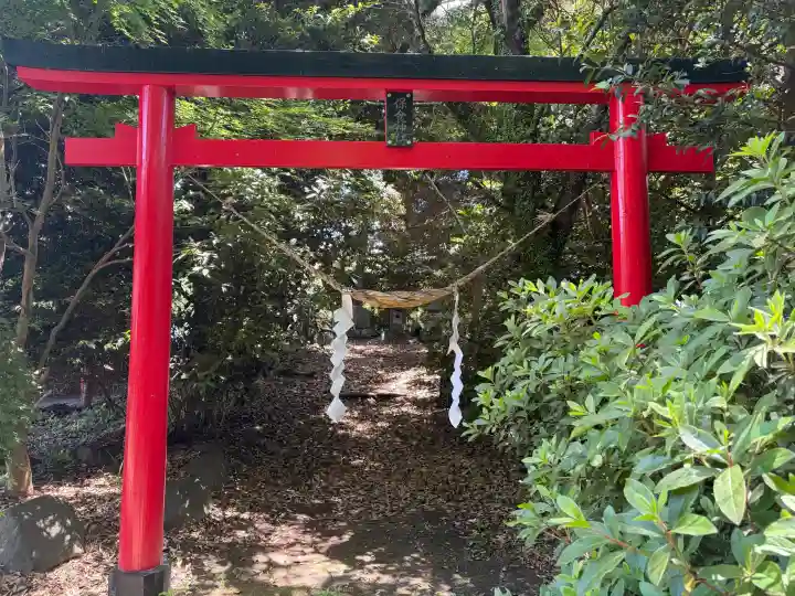 玉山神社の{uncategorized: "未分類", other: "その他", undefined: "問題あり", building: "その他建物", grave: "お墓", sacred_gate: "鳥居", guardian: "狛犬", statue: "像", buddha: "仏像", history: "歴史", nature: "自然", garden: "庭園", animal: "動物", pagoda: "塔", temizu: "手水舎", mountain_gate: "山門・神門", sanctuary: "本殿・本堂", subordinate: "末社・摂社", art: "芸術", scenery: "景色", jizo: "地蔵", ema: "絵馬", goshuin: "御朱印", omikuji: "おみくじ", items: "授与品その他", amulet: "お守り", goshuincho: "御朱印帳", eats: "食事", festival: "お祭り", votive_dance: "神楽", shichigosan: "七五三参", wedding: "結婚式", experience: "体験その他", initially: "初詣", around: "周辺", anti_infection: "感染症対策"}