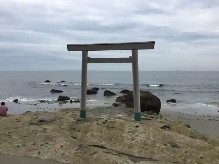 つぶてヶ浦鳥居(伊勢神宮遥拝所)の鳥居