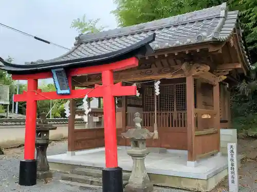 篠山春日神社の末社